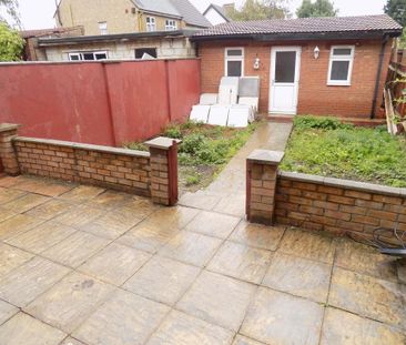 1 bedroom house of multiple occupation to rent - Photo 4