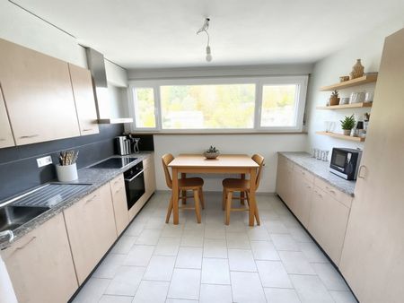 Bel appartement de 3.5 pièces - environnement calme et verdoyant - Foto 5