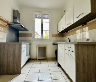 Appartement Senlis 5 pièces 76.19 m2, - Photo 2