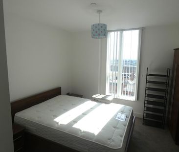 2 bedroom flat to rent - Photo 4