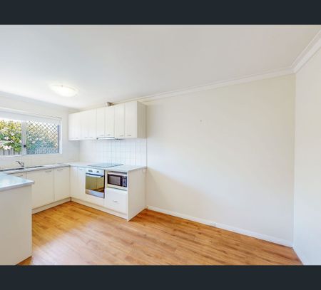 604/8 Henley Street, Como, WA 6152 - Photo 2
