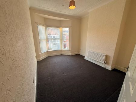 Wentworth Avenue, WALLASEY CH45 - Photo 4