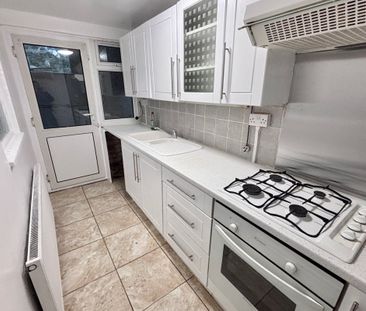 Hull, Avenue crescent - Photo 4