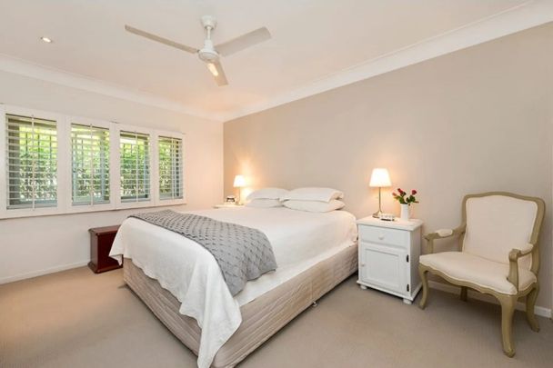 Convenient, Stylish, Family-Friendly Haven - Photo 1