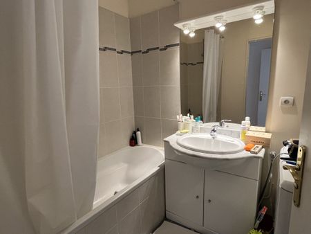 Location Appartement 2 pièces 49m² DIJON 21000 - Photo 4