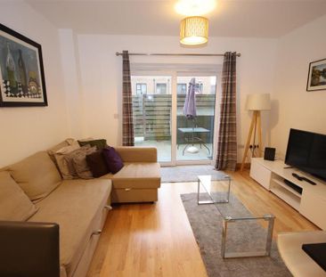 2 bedroom apartment to rent - Photo 6