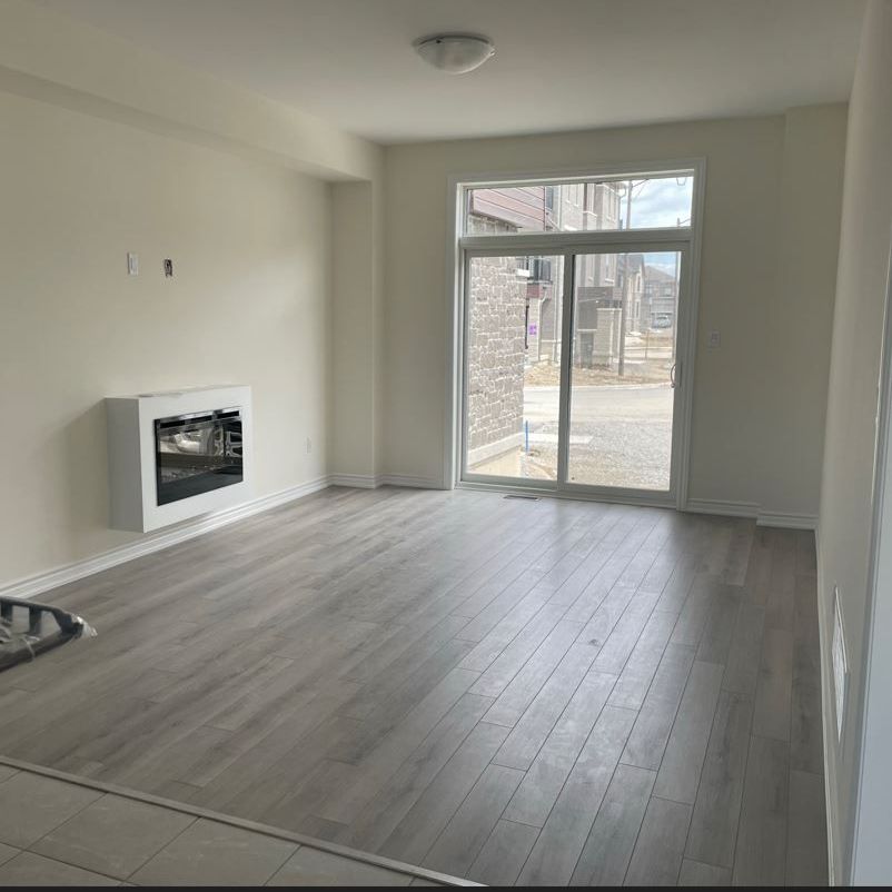 For Lease - 32 Purple Sage Drive, Brampton, Ontario - Photo 1