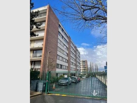 Appartement à louer F2 à Faches-Thumesnil - Photo 2