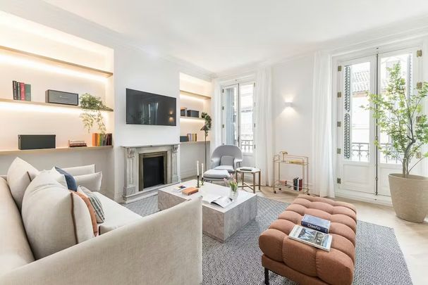 Calle del Conde de Romanones, Madrid, Community of Madrid 28012 - Foto 1