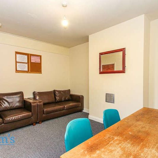 Lace Street, Dunkirk, NG7 - Photo 1