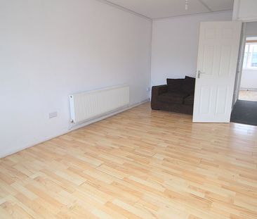Walsall Road, West Bromwich - Photo 1