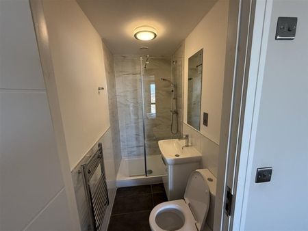 Jesse Hartley Way, Liverpool - Photo 5