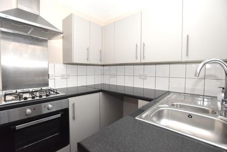 2 bedroom house to rent - Photo 4