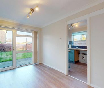 3 bedroom semi-detached house to rent - Photo 1