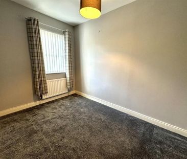 3 East Street Court, Newtownards, BT23 7EZ - Photo 2