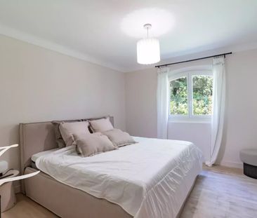 Maison à louer Valbonne - Village, Cote d'Azur, France10 000 EUR / ... - Photo 2