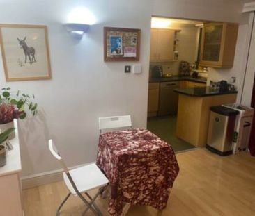 Guide Price £1,800 pcm - Available 17/01/2026 - Unfurnished - Photo 3