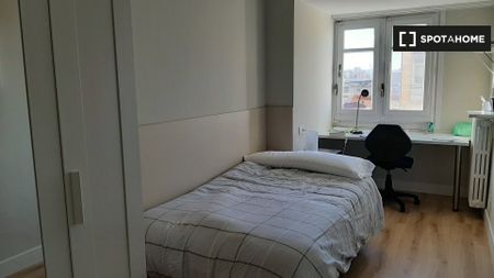 zaragoza, Aragon 50005 - Photo 2