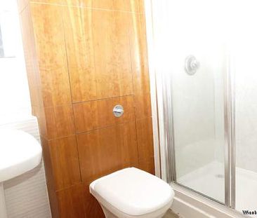 2 bedroom property to rent in Glasgow - Photo 3