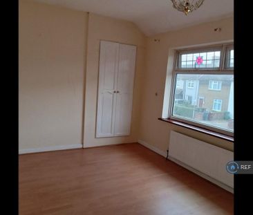 3 bedroom terraced house to rent - Photo 6