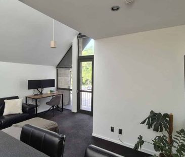 Comfort on Colombo fully furnished 1 bedroom apartment - Photo 4