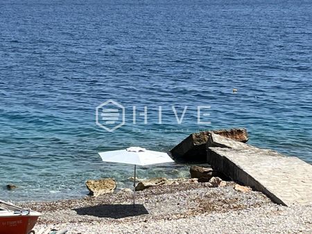 Μονοκατοικία για ενοικίαση Σαρανταπηχιώτικα (Ευρωστίνη) - Φωτογραφία 4