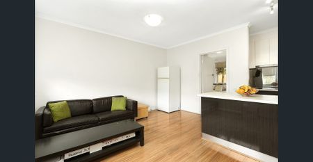 Stylish One-Bedroom Apartment in a Prime Location | FLARE REAL ESTATE - Photo 4