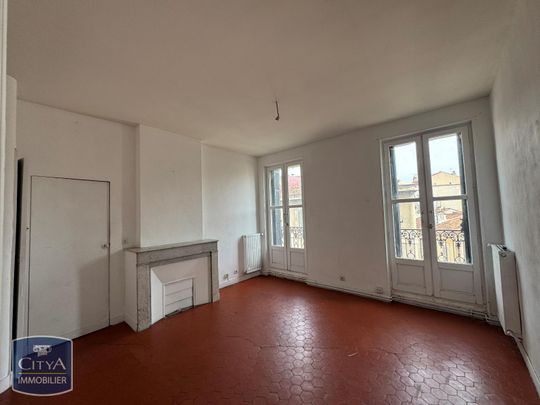 Location Appartement 4 pièces 71m² MARSEILLE 3ème - Photo 1