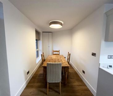 1 bedroom duplex to rent - Photo 2