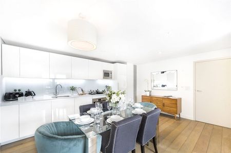 A stunning three bedroom interior designed apartment located on the 8th floor within this prestigious development set within the heart of the Paddington Basin. EPC Rating B | Council Tax Band G - Photo 5