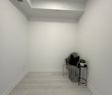 For Lease - 2501 Saw Whet Boulevard Unit# 226, Oakville, Ontario - Photo 1