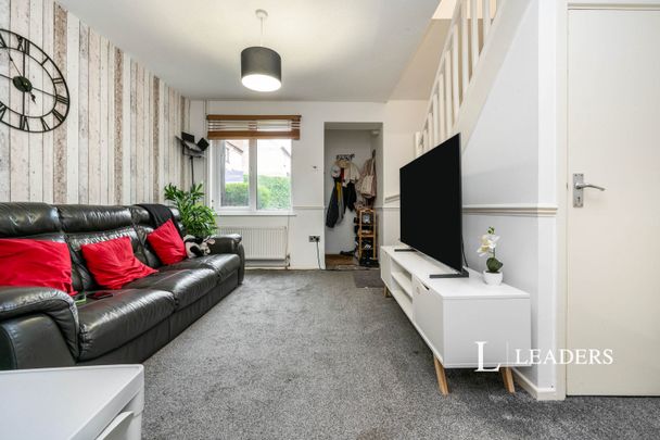 2 bedroom house to rent Milecastle, Bancroft, Milton Keynes, Buckinghamshire, MK13 - Photo 1