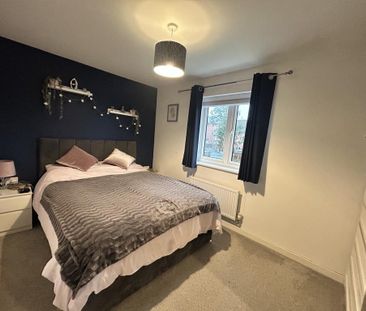 2 bedroom semi-detached house to rent - Photo 5