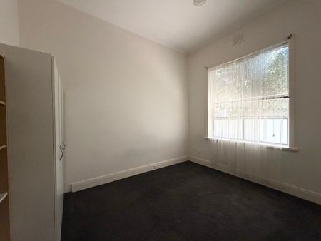 36 Truganini Road, Carnegie VIC 3163 - Apartment For Rent | Domain - Photo 4