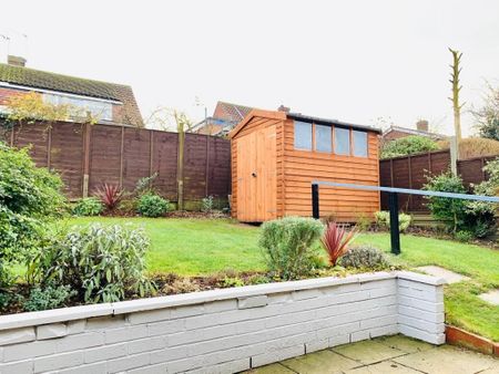 The Orchard, Lincoln, Washingborough - Photo 2