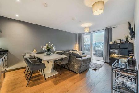 Riverside View, Berkeley Avenue, Reading, RG1 - Photo 2