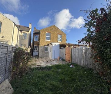 1 bedroom property to rent - Photo 5