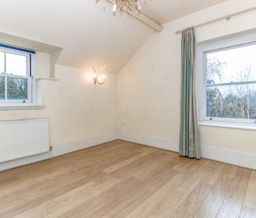 Garth Court, Bicester - Photo 1