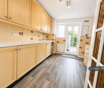 4 bedroom terraced house to rent - Photo 2