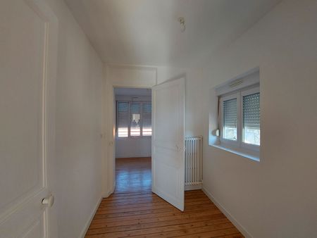 10 KMS DE GUIGNICOURT Appartement La Ville Aux Bois Les Pontavert 4 pièce(s) 82 m2 - Photo 3