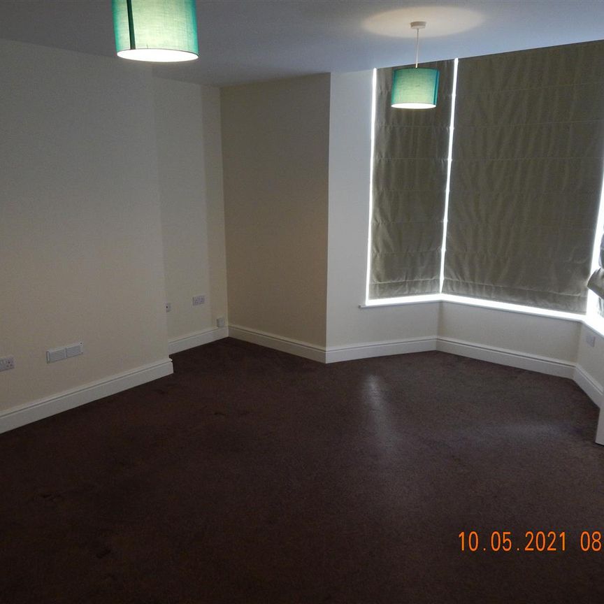 Bromsgrove Road, Redditch - Photo 1