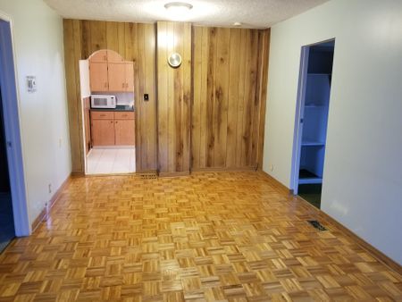 For Lease - 65 Kitchener Road, Toronto, Ontario - Photo 2