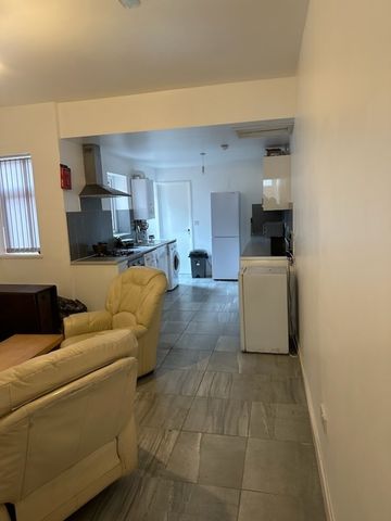 11 Dartmouth Road - Photo 2