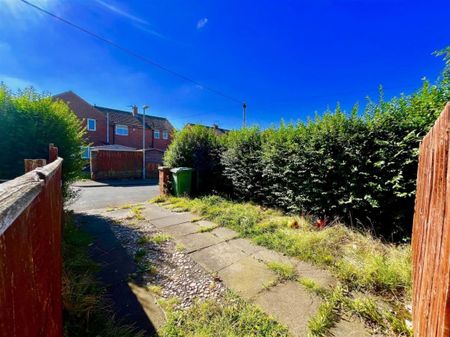 Millford, Leam Lane Estate, Gateshead - Photo 5