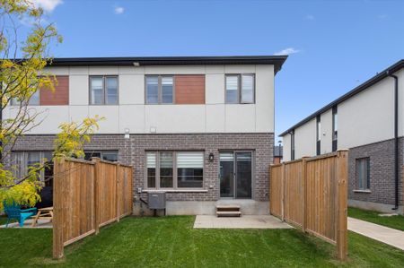 For Lease - 38 Steele Crescent, Guelph, Ontario - Photo 5