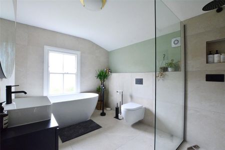 2 bedroom terraced house to rent - Photo 3