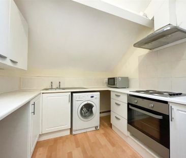 Flat 3, 53 Clarkegrove RoadBroomhillSheffield - Photo 4