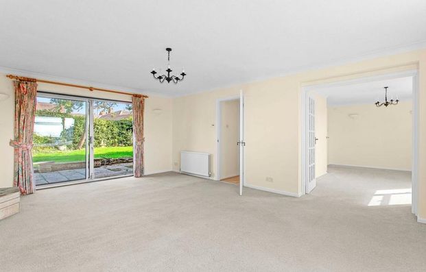 4 bedroom detached house to rent - Photo 1