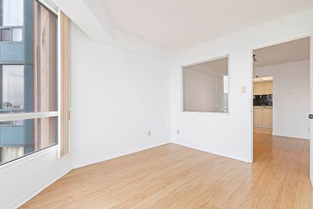 For Lease - 115 Hillcrest Avenue Unit# 415, Mississauga, Ontario - Photo 2
