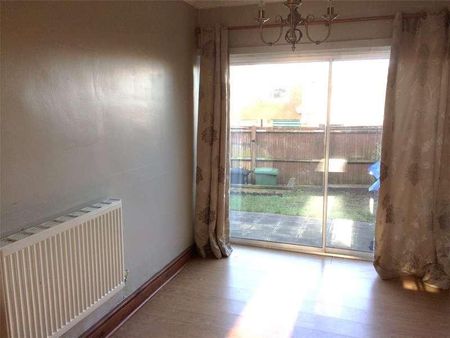 Kennet Close, Riverdene, Basingstoke, Hampshire, RG21 - Photo 2